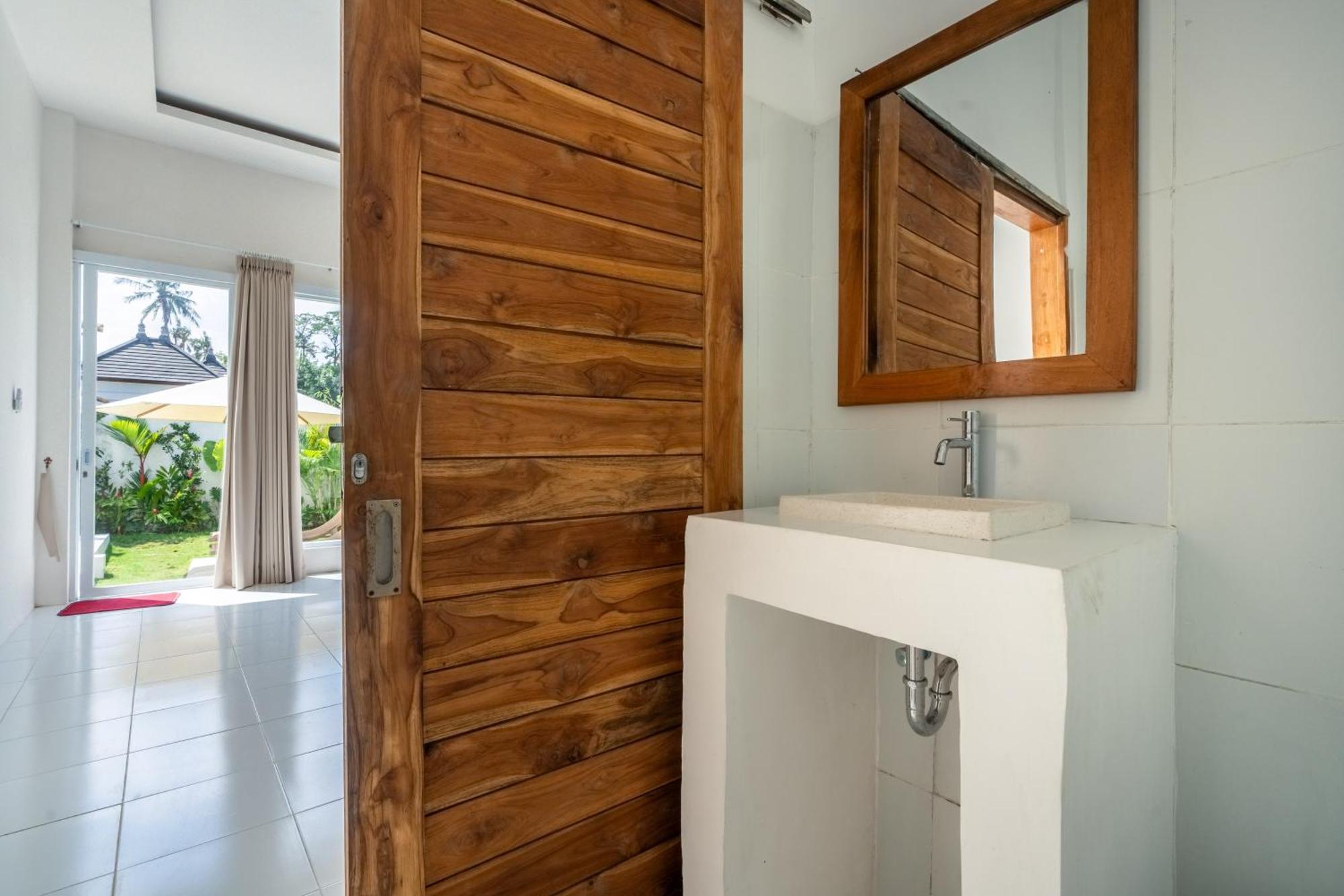 Villa Primarosa - Charming 3Br Villa With Rooftop Munggu Exterior photo